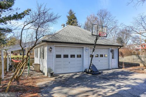 246 College St, Carlisle PA  17013-3754 exterior