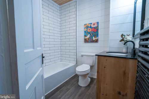 131 Ross St, Lancaster PA  17602-1926 exterior