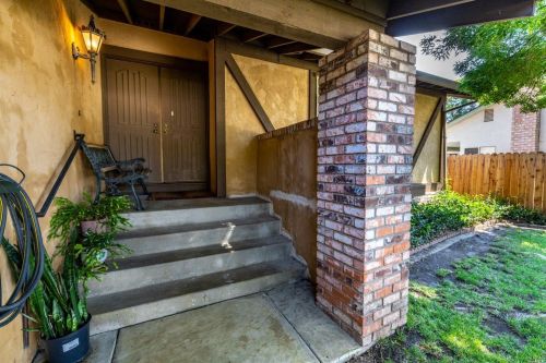 613 Rialto Dr, Vacaville, CA 95687-5450