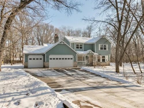 26435 Golden Ct, Columbus, MN 55092