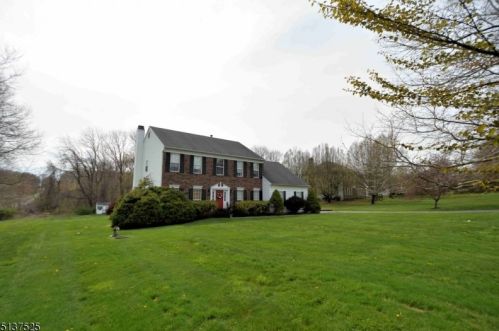 1 Winchester Ave, Mount Olive, NJ 07828-2200