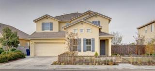 2701 Glade Ave, Madera, CA 93637-8669