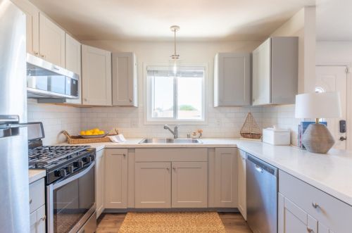 1732 Luxton St, Seaside CA  93955-3818 exterior