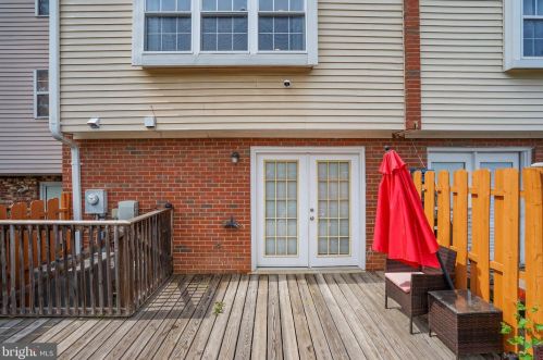 3505 Crag Mews, Woodbridge VA  22193-5314 exterior