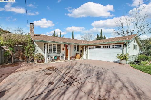 195 Albatross Ave, Livermore, CA 94551-4531