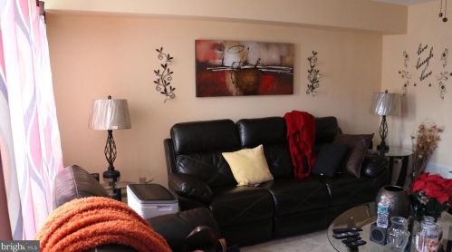 1156 33 St, Camden NJ  08105-4305 exterior