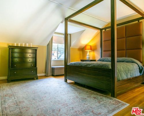 1463 Beaudry Blvd, Glendale CA  91208-1707 exterior