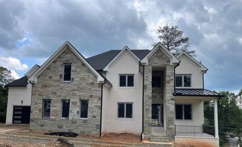 218 Indian Hills Trl, Marietta, GA 30068-4047