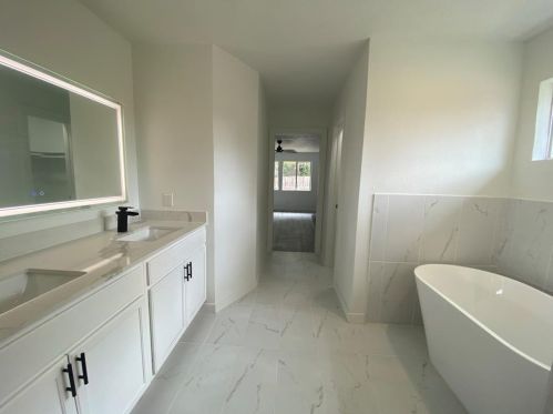 6501 Bramber Ln, Austin TX  78754-5714 exterior