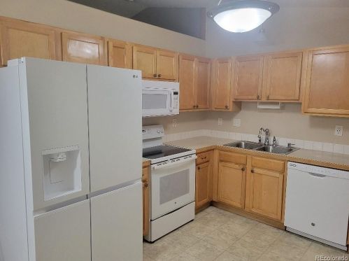 303 28th Street Dr, Greeley CO 80631-1226 exterior