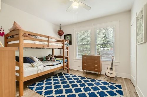 3901 Becker Ave, Austin TX  78751-5209 exterior