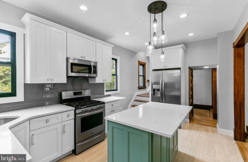 1671 Lawrence Rd, Trenton NJ 08648 exterior