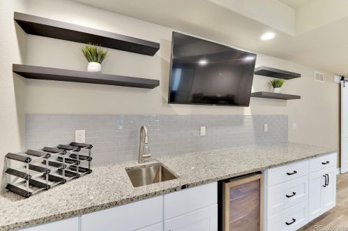 27939 Clifton Pl, Denver CO  80016 exterior