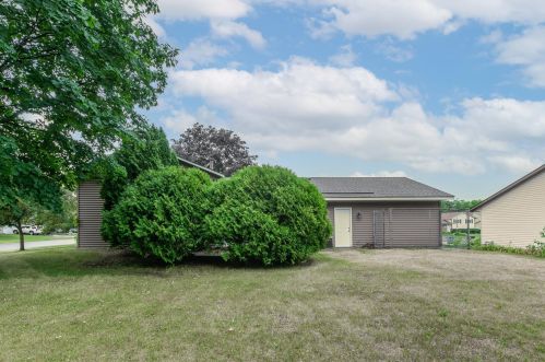 15694 Harmony Way, Saint Paul MN  55124-7120 exterior