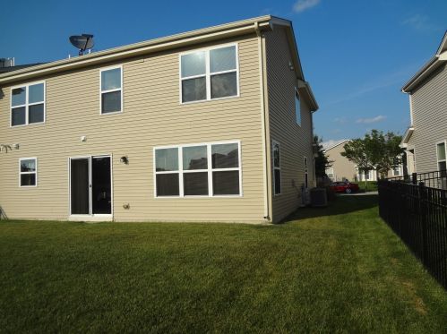 684 Boathouse Rd, Pingree Grove IL  60140-2090 exterior