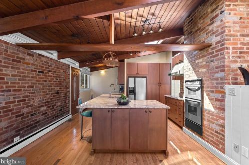 1006 Somerset Ln, Silver Spring MD 20904-6241 exterior