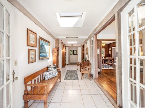 4561 Aukai Ave, Honolulu HI  96816-5209 exterior