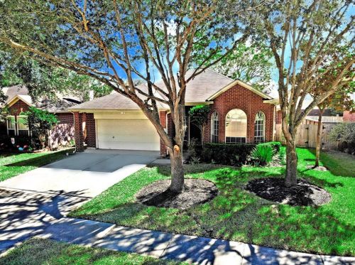 1611 Winston Homestead Dr, Richmond TX  77406-2224 exterior