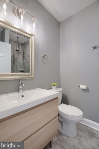 524 Orange St, Lancaster PA  17603-3665 exterior