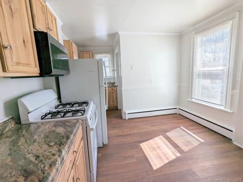 720 Prospect St, Torrington CT  06790-4916 exterior