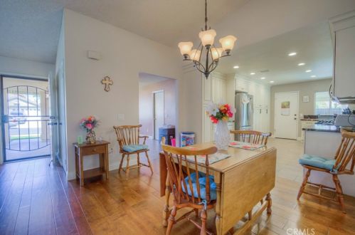 9214 Middlefield Dr, Riverside CA  92508-6261 exterior