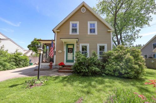 79 Hills Ferry Rd, Nashua, NH 03064-1636
