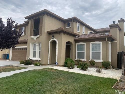 233 Sage Sparrow Cir, Vacaville, CA 95687-7751