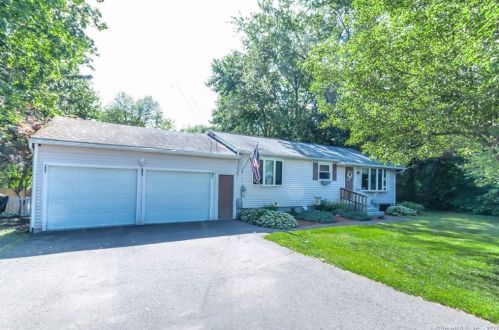 405 Brook St, Bristol, CT 06010-4504