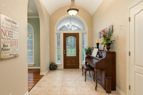 359 Westwood Rd, Angleton TX 77515-7468 exterior