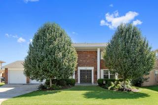 753 Marlene Dr, Gretna LA  70056-7649 exterior