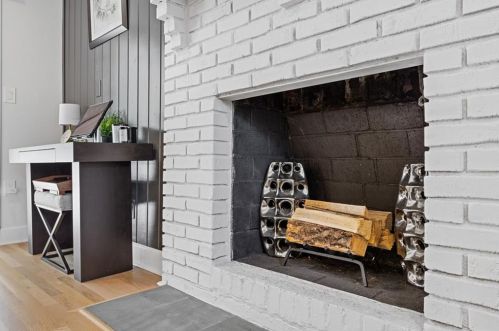 1061 Pinehurst Dr, Smyrna GA  30080-4356 exterior