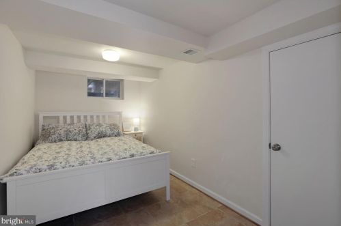 10006 Markham St, Silver Spring MD 20901-2233 exterior