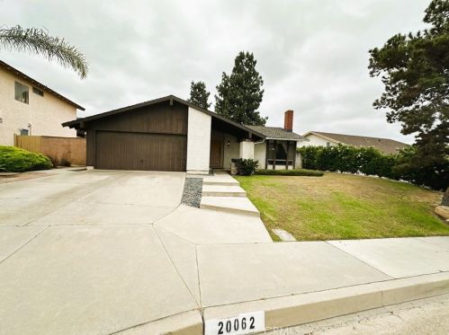 20062 Canyon Dr, Yorba Linda, CA 92886-6006