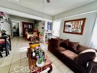 708 Pleasant St, Santa Paula, CA 93060-2028