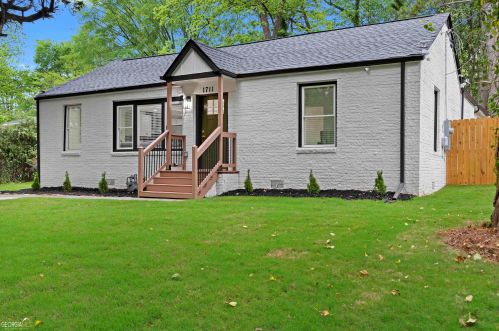 1711 Ezra Church Dr, Atlanta, GA 30314-1808