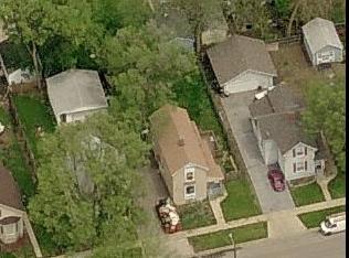 545 Spruce St, Aurora IL  60506-3860 exterior