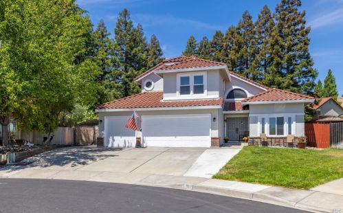 624 Harwinton Ct, Vacaville, CA 95688-9249