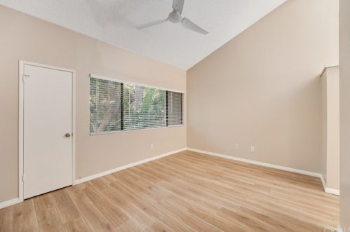 124 Lakepines, Irvine CA  92620-1924 exterior