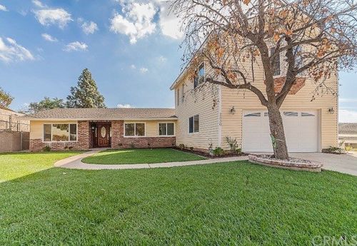 2330 Norco Dr, Norco, CA 92860-1120