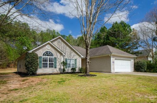 260 Pegasus Trce, Newnan, GA 30263-6160