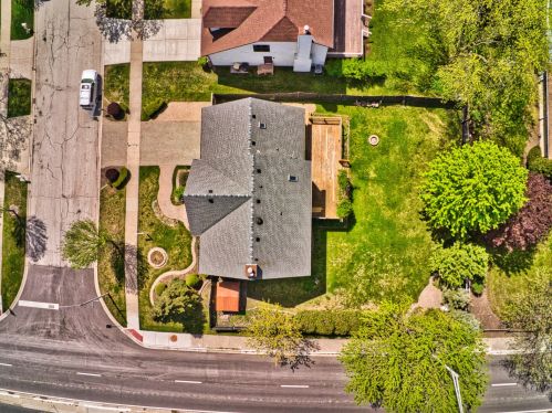 1856 Wilson Pl, Arlington Hts IL  60004-3800 exterior