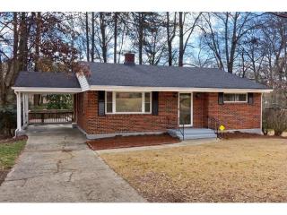 1086 Oakview Dr, Smyrna GA  30080-7920 exterior