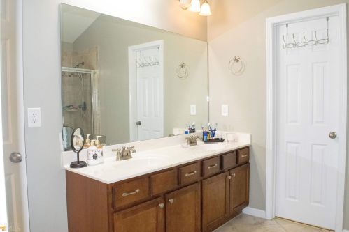 3845 Lake Sanctuary Way, Atlanta GA  30349-1898 exterior