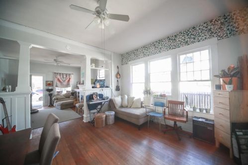 1415 Fairmount Ave, Fort Worth TX  76110-1323 exterior