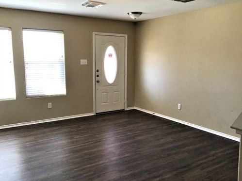 506 Shady Magnolia Ct, Conroe, TX 77301-3348