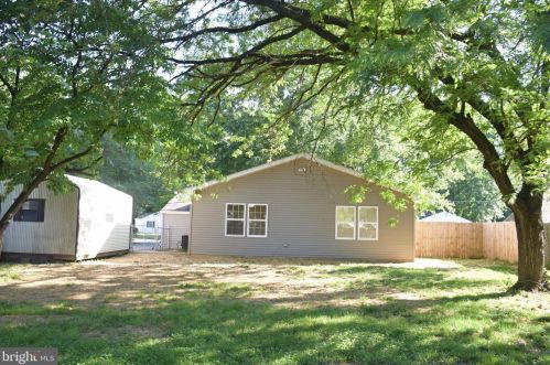 1324 Saxon St, Woodbridge, VA 22191-2931