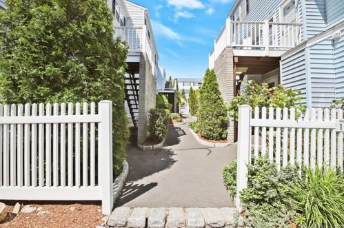 26 Prospect Ave, Norwalk CT  06850-3223 exterior
