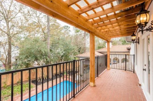 903 Carriage Hl Blvd, Conroe TX  77384-3618 exterior