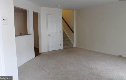 8301 Duck Hawk Way, Lorton, VA 22079-2825