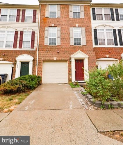 3519 Ellery Cir, Falls Church, VA 22041-3052